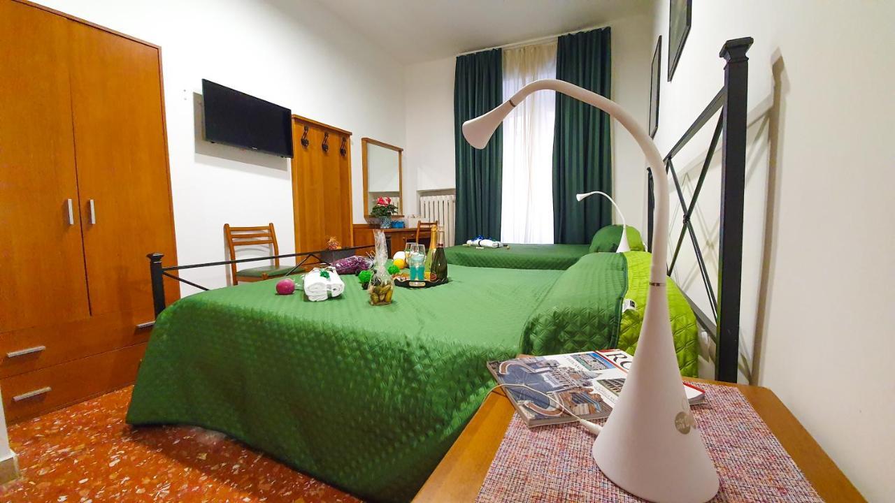 A Casa Simpatia - A Richiesta Parcheggio Gratuito ! Hotel Rome Exterior photo